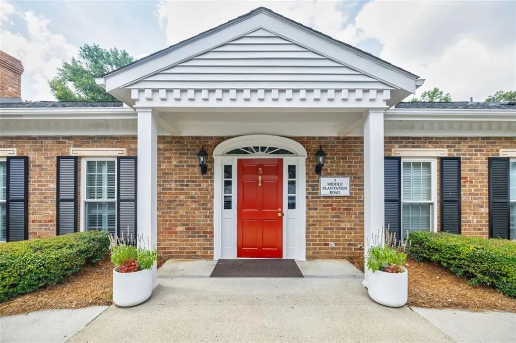 12 Palace Green Place Nw, Atlanta, Georgia 30318, 2 Bedrooms Bedrooms, ,2 BathroomsBathrooms,Residential,For Sale,12 Palace Green Place Nw,7621561
