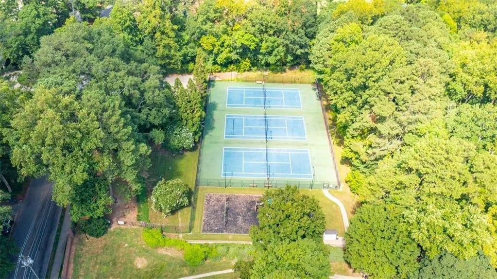 12 Palace Green Place Nw, Atlanta, Georgia 30318, 2 Bedrooms Bedrooms, ,2 BathroomsBathrooms,Residential,For Sale,12 Palace Green Place Nw,7621561