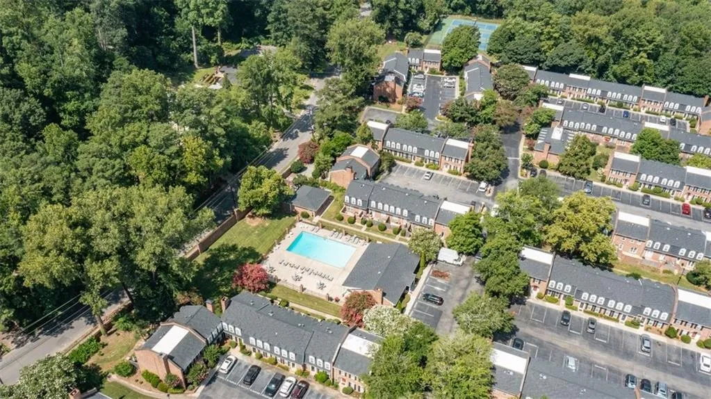 12 Palace Green Place Nw, Atlanta, Georgia 30318, 2 Bedrooms Bedrooms, ,2 BathroomsBathrooms,Residential,For Sale,12 Palace Green Place Nw,7621561