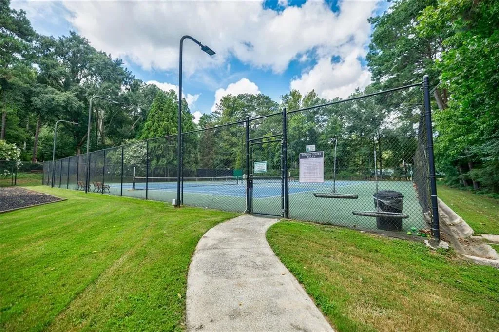 12 Palace Green Place Nw, Atlanta, Georgia 30318, 2 Bedrooms Bedrooms, ,2 BathroomsBathrooms,Residential,For Sale,12 Palace Green Place Nw,7621561