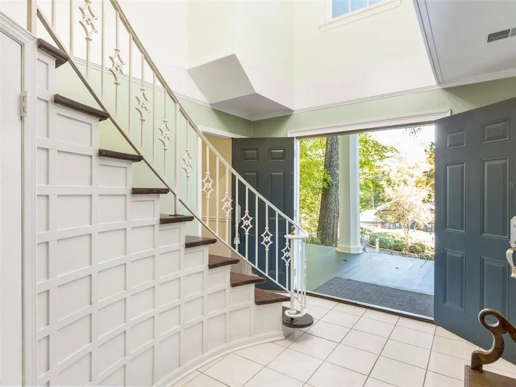 1095 Old Woodbine Road, Atlanta, Georgia 30319, 5 Bedrooms Bedrooms, ,4 BathroomsBathrooms,Residential,Sold,1095 Old Woodbine Road,6969445