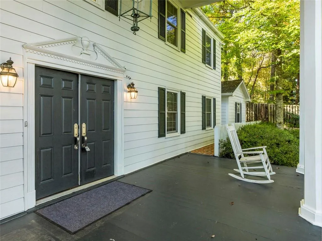 1095 Old Woodbine Road, Atlanta, Georgia 30319, 5 Bedrooms Bedrooms, ,4 BathroomsBathrooms,Residential,Sold,1095 Old Woodbine Road,6969445