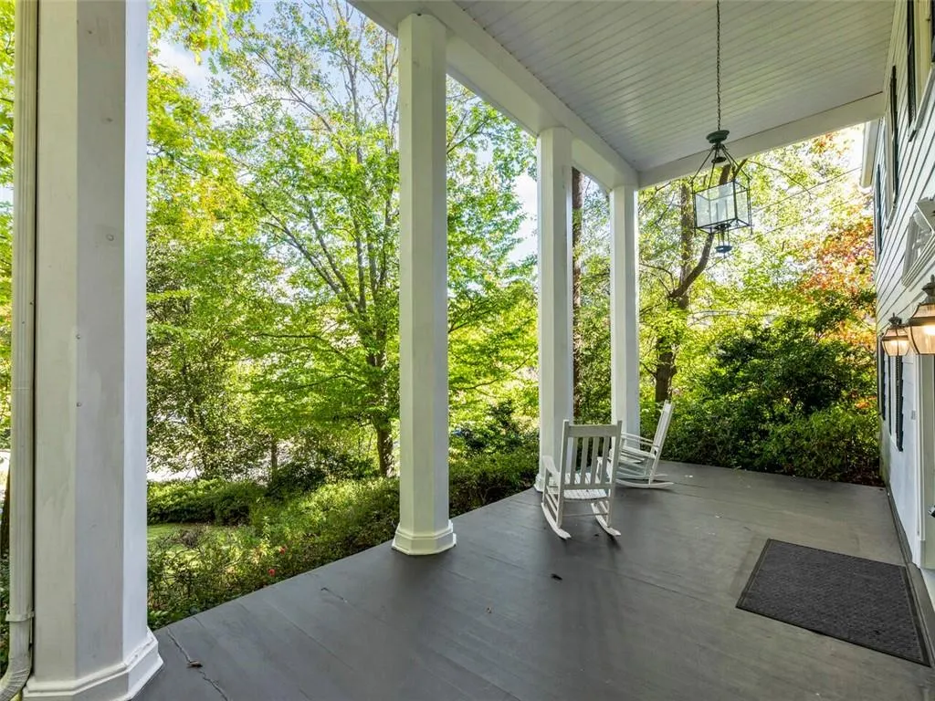 1095 Old Woodbine Road, Atlanta, Georgia 30319, 5 Bedrooms Bedrooms, ,4 BathroomsBathrooms,Residential,Sold,1095 Old Woodbine Road,6969445