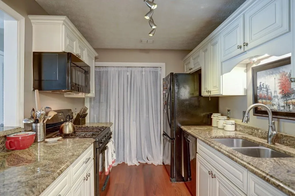 502 Gettysburg Place, Atlanta, Georgia 30350, 2 Bedrooms Bedrooms, ,2 BathroomsBathrooms,Residential,Sold,502 Gettysburg Place,6720501