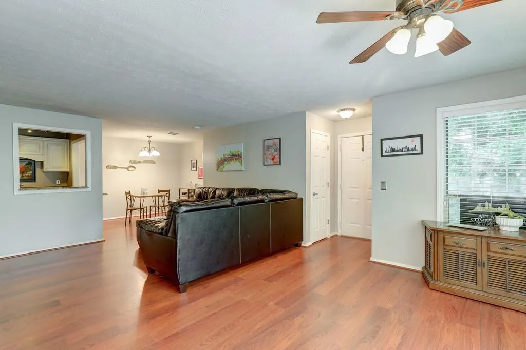 502 Gettysburg Place, Atlanta, Georgia 30350, 2 Bedrooms Bedrooms, ,2 BathroomsBathrooms,Residential,Sold,502 Gettysburg Place,6720501