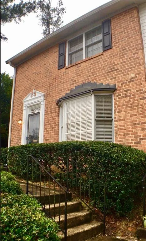 6520 Roswell Road Unit 40, Sandy Springs, Georgia 30328, 2 Bedrooms Bedrooms, ,1 BathroomBathrooms,Residential,Sold,6520 Roswell Road Unit 40,5944581