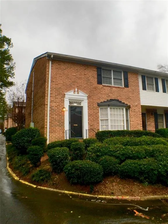 6520 Roswell Road Unit 40, Sandy Springs, Georgia 30328, 2 Bedrooms Bedrooms, ,1 BathroomBathrooms,Residential,Sold,6520 Roswell Road Unit 40,5944581