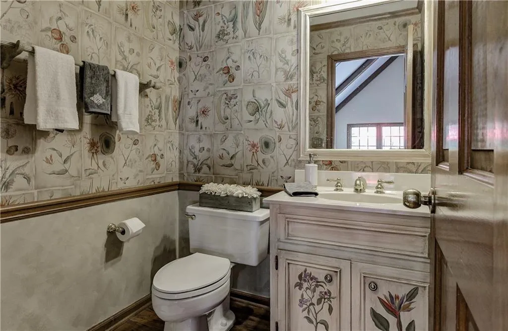 7445 Half Penny Place, Sandy Springs, Georgia 30350, 4 Bedrooms Bedrooms, ,3 BathroomsBathrooms,Residential,Sold,7445 Half Penny Place,5647517