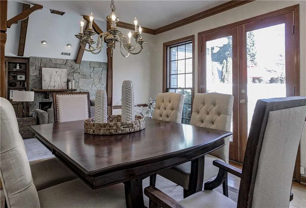 7445 Half Penny Place, Sandy Springs, Georgia 30350, 4 Bedrooms Bedrooms, ,3 BathroomsBathrooms,Residential,Sold,7445 Half Penny Place,5647517