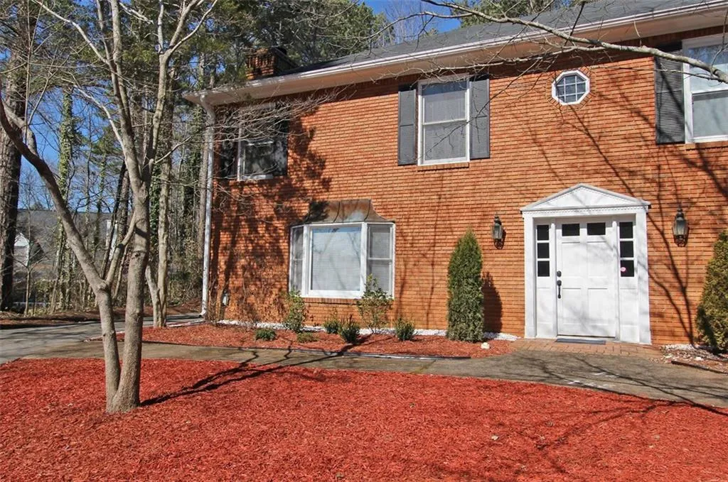 9045 Carroll Manor Drive, Sandy Springs, Georgia 30350, 3 Bedrooms Bedrooms, ,2 BathroomsBathrooms,Residential,Sold,9045 Carroll Manor Drive,5650041