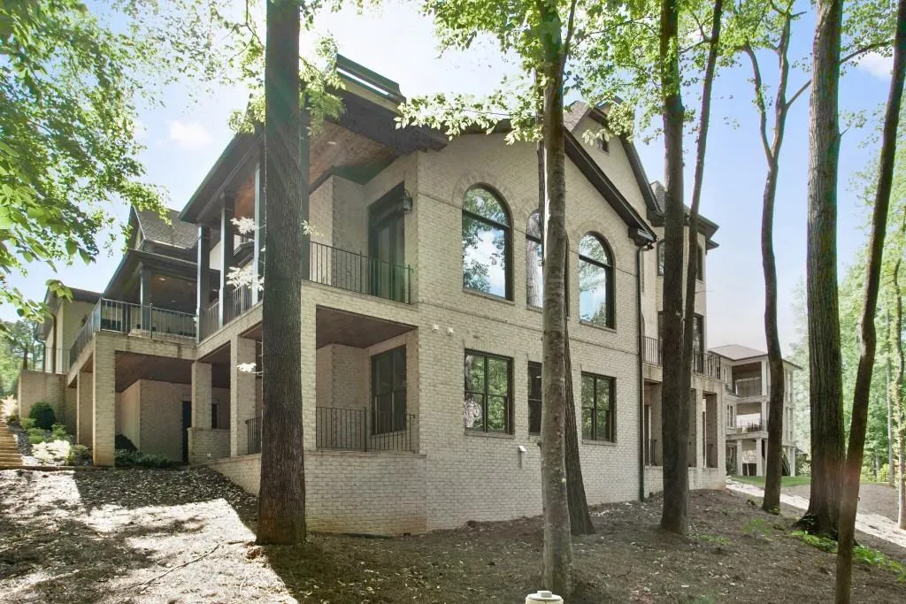 205 Rivermere Way, Atlanta, Georgia 30350, 6 Bedrooms Bedrooms, ,6 BathroomsBathrooms,Residential,Sold,205 Rivermere Way,5773185