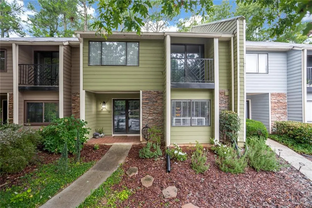 114 Goldrush Circle, Sandy Springs, Georgia 30328, 2 Bedrooms Bedrooms, ,2 BathroomsBathrooms,Residential,Sold,114 Goldrush Circle,6947242