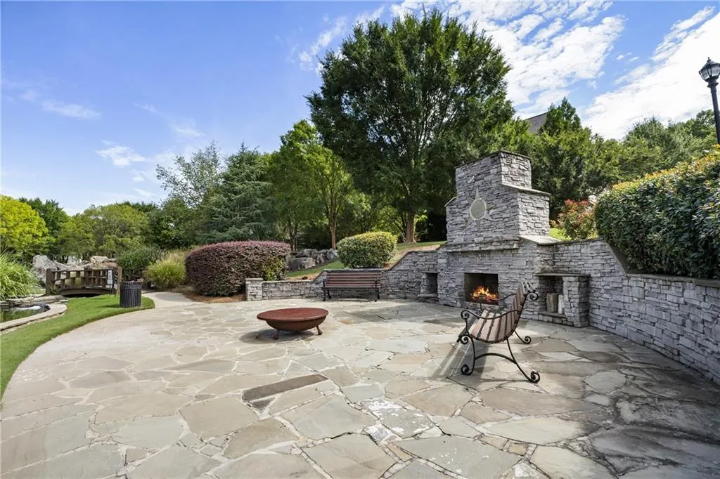 1638 Gilstrap Lane Nw, Atlanta, Georgia 30318, 4 Bedrooms Bedrooms, ,3 BathroomsBathrooms,Residential,For Sale,1638 Gilstrap Lane Nw,7643115
