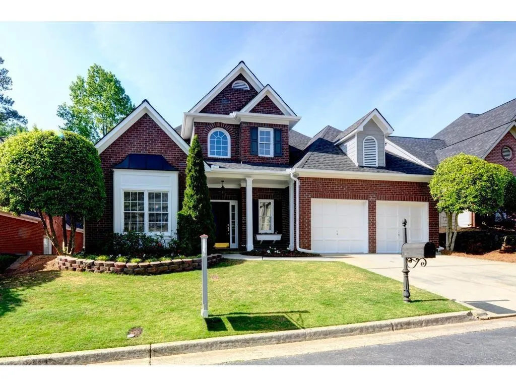 910 Lancaster Way, Sandy Springs, Georgia 30328, 4 Bedrooms Bedrooms, ,3 BathroomsBathrooms,Residential,Sold,910 Lancaster Way,5956567