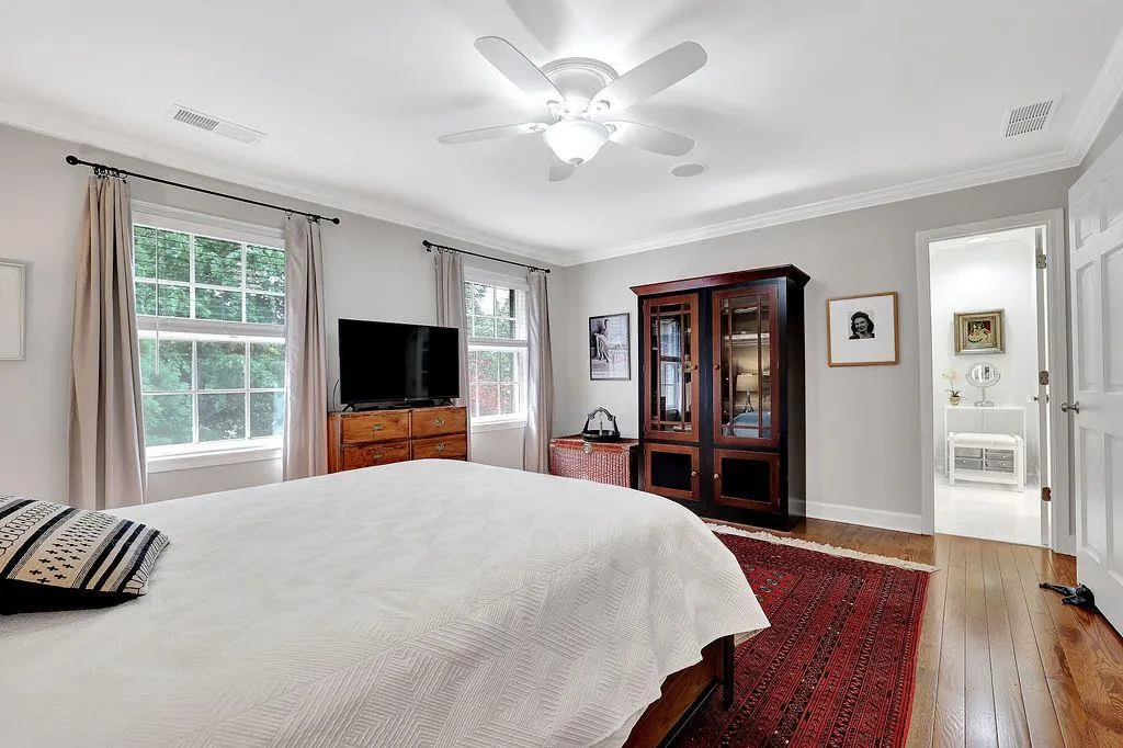 101 Jefferson Circle, Sandy Springs, Georgia 30328, 4 Bedrooms Bedrooms, ,3 BathroomsBathrooms,Residential,Sold,101 Jefferson Circle,7055143