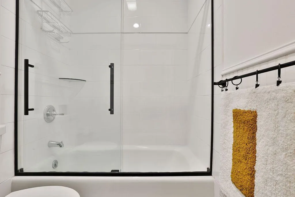 101 Jefferson Circle, Sandy Springs, Georgia 30328, 4 Bedrooms Bedrooms, ,3 BathroomsBathrooms,Residential,Sold,101 Jefferson Circle,7055143