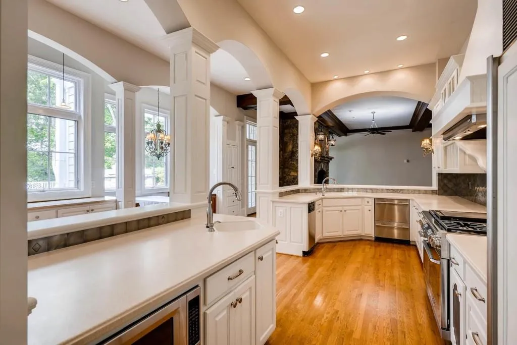 2130 Clay Drive, Sandy Springs, Georgia 30350, 6 Bedrooms Bedrooms, ,7 BathroomsBathrooms,Residential,Sold,2130 Clay Drive,6013715