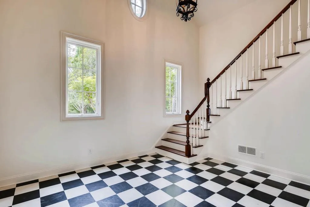 2130 Clay Drive, Sandy Springs, Georgia 30350, 6 Bedrooms Bedrooms, ,7 BathroomsBathrooms,Residential,Sold,2130 Clay Drive,6013715