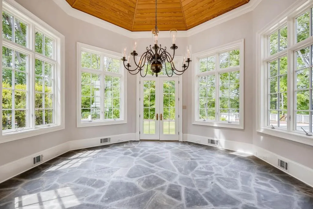 2130 Clay Drive, Sandy Springs, Georgia 30350, 6 Bedrooms Bedrooms, ,7 BathroomsBathrooms,Residential,Sold,2130 Clay Drive,6013715