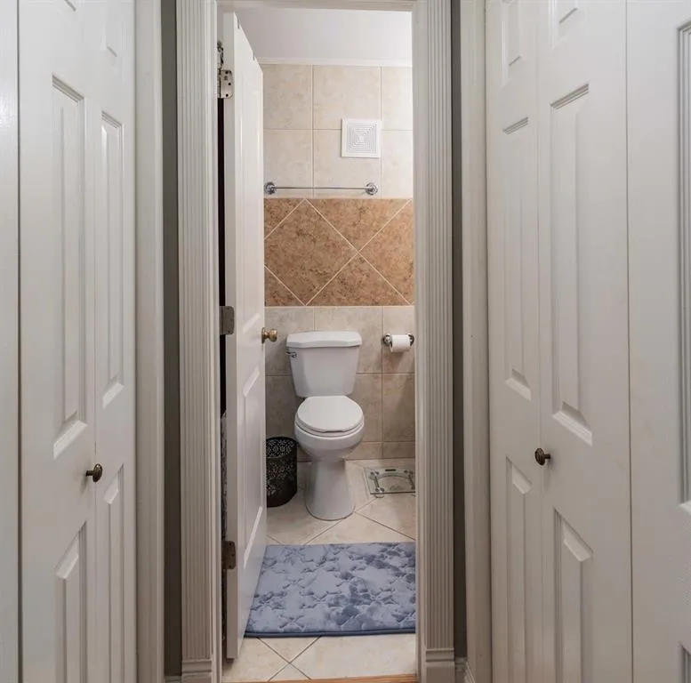 6700 Roswell Road Unit 16c, Atlanta, Georgia 30328, 2 Bedrooms Bedrooms, ,1 BathroomBathrooms,Residential,Sold,6700 Roswell Road Unit 16c,6580036
