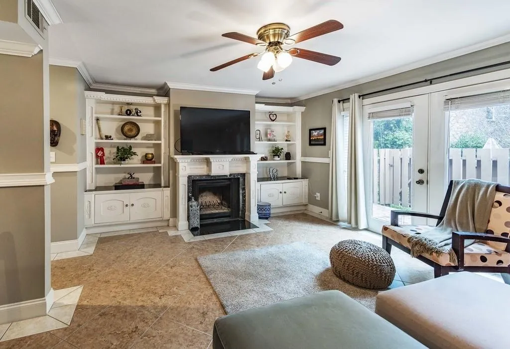 6700 Roswell Road Unit 16c, Atlanta, Georgia 30328, 2 Bedrooms Bedrooms, ,1 BathroomBathrooms,Residential,Sold,6700 Roswell Road Unit 16c,6580036