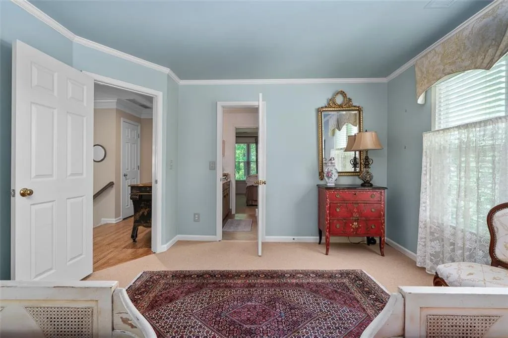 Upstairs bedroom 2
