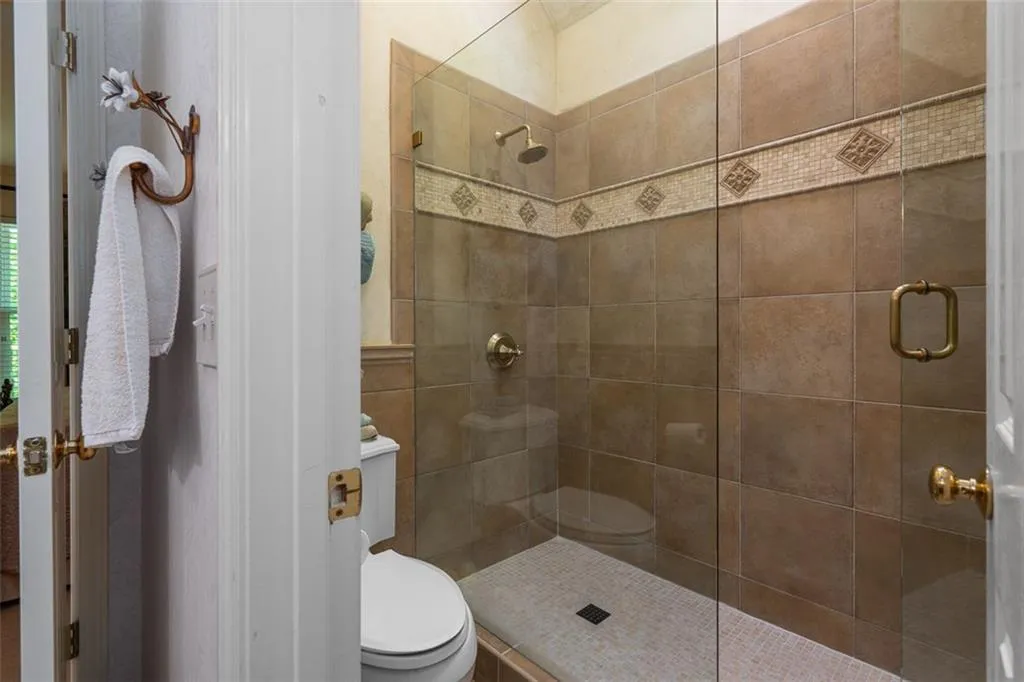 268 Spalding Gates Drive, Atlanta, Georgia 30328, 4 Bedrooms Bedrooms, ,3 BathroomsBathrooms,Residential,Sold,268 Spalding Gates Drive,7395422