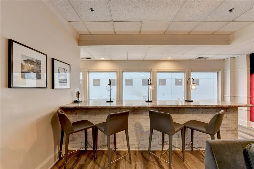 275 13th Street Ne Unit 310, Atlanta, Georgia 30309, 1 Bedroom Bedrooms, ,1 BathroomBathrooms,Residential,For Sale,275 13th Street Ne Unit 310,7648279