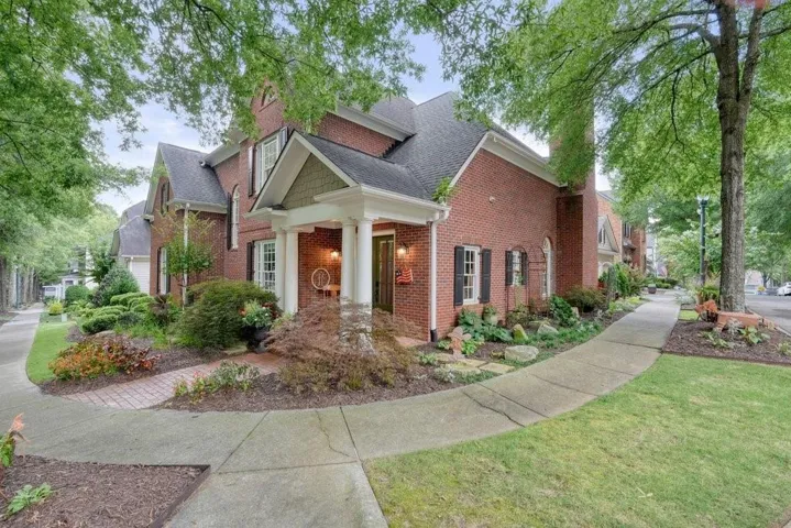 1451 Hedgewood Lane Nw, Kennesaw, Georgia 30152