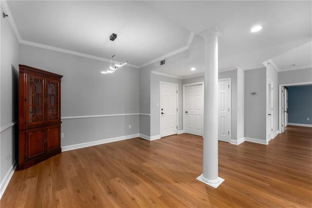 50 Biscayne Drive Nw Unit 5107, Atlanta, Georgia 30309, 2 Bedrooms Bedrooms, ,2 BathroomsBathrooms,Residential,For Sale,50 Biscayne Drive Nw Unit 5107,7602951
