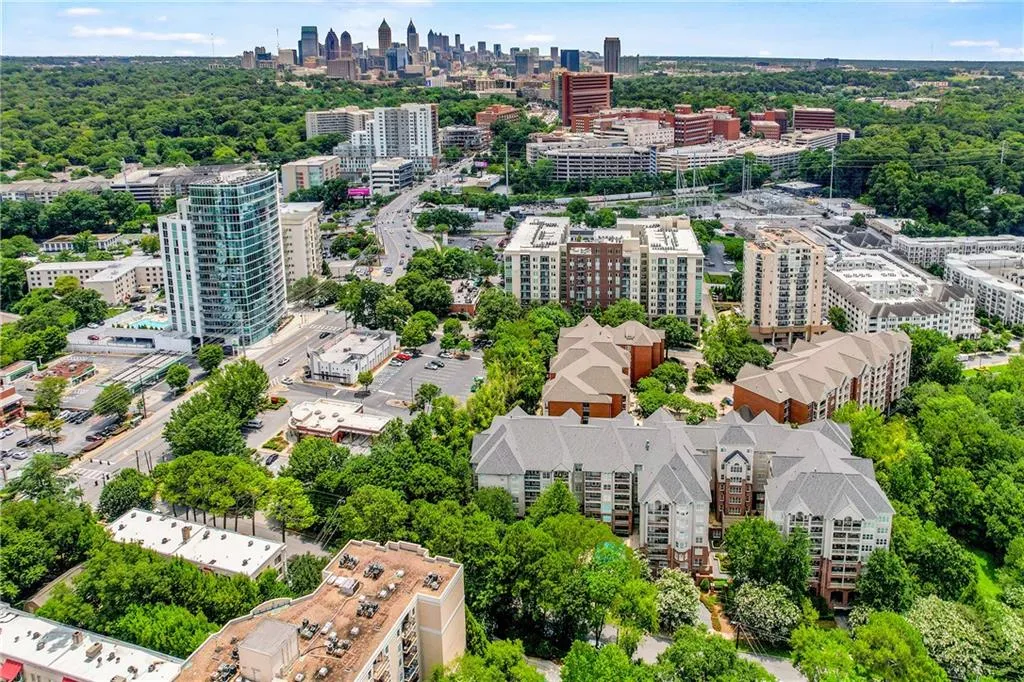 50 Biscayne Drive Nw Unit 5107, Atlanta, Georgia 30309, 2 Bedrooms Bedrooms, ,2 BathroomsBathrooms,Residential,For Sale,50 Biscayne Drive Nw Unit 5107,7602951