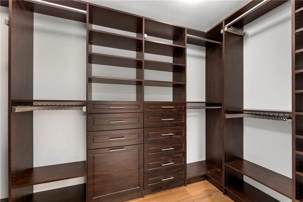 50 Biscayne Drive Nw Unit 5107, Atlanta, Georgia 30309, 2 Bedrooms Bedrooms, ,2 BathroomsBathrooms,Residential,For Sale,50 Biscayne Drive Nw Unit 5107,7602951