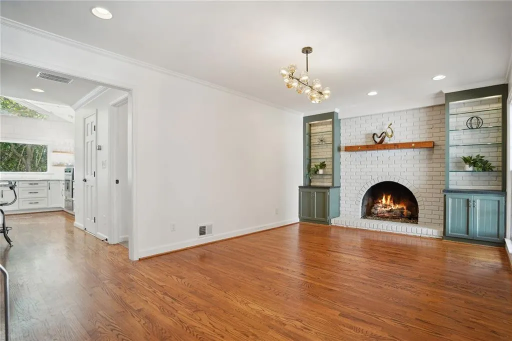 6125 Weatherly Drive, Sandy Springs, Georgia 30328, 4 Bedrooms Bedrooms, ,4 BathroomsBathrooms,Residential,Sold,6125 Weatherly Drive,7466228 6125 Weatherly Drive, Sandy Springs, Georgia 30328, 4 Bedrooms Bedrooms, ,4 BathroomsBathrooms,Residential,Sold,6125 Weatherly Drive,7466228