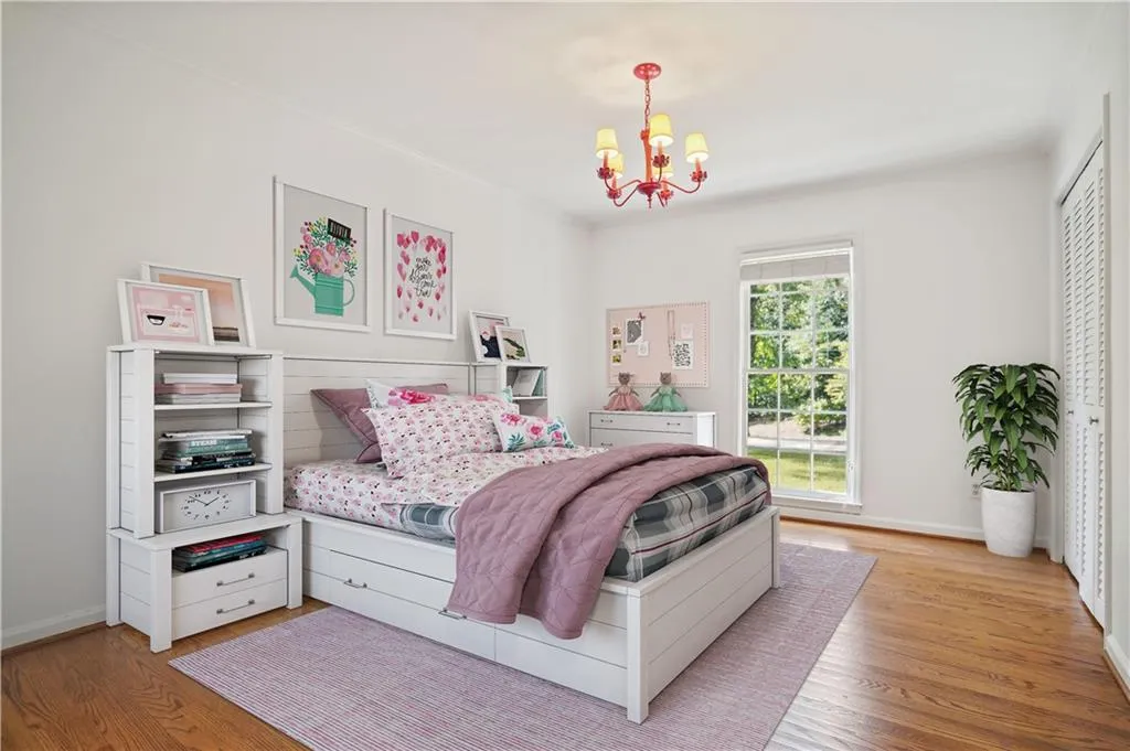 Secondary Bedroom Secondary Bedroom