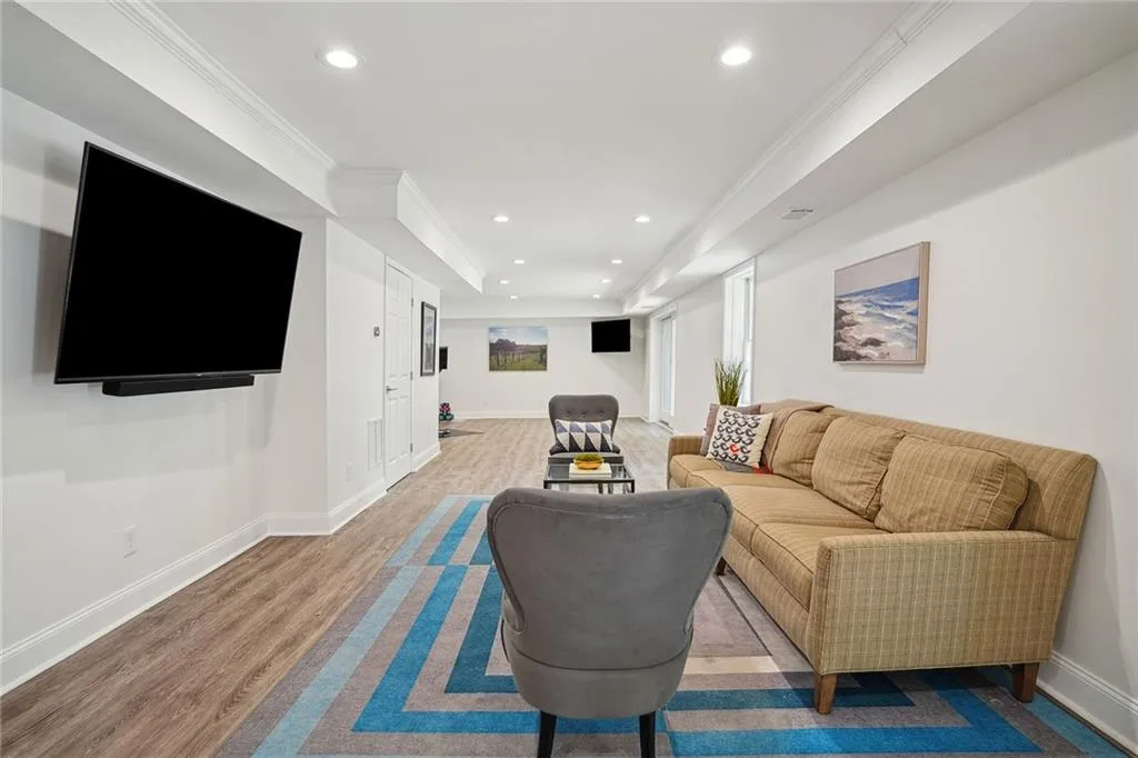 6125 Weatherly Drive, Sandy Springs, Georgia 30328, 4 Bedrooms Bedrooms, ,4 BathroomsBathrooms,Residential,Sold,6125 Weatherly Drive,7466228 6125 Weatherly Drive, Sandy Springs, Georgia 30328, 4 Bedrooms Bedrooms, ,4 BathroomsBathrooms,Residential,Sold,6125 Weatherly Drive,7466228