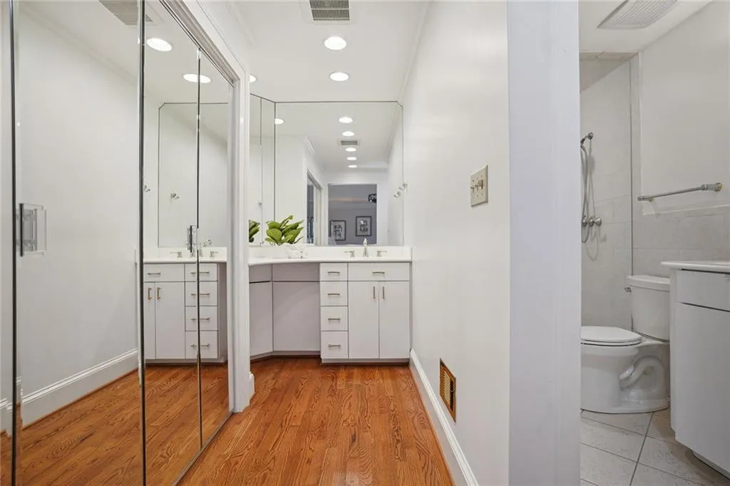 6125 Weatherly Drive, Sandy Springs, Georgia 30328, 4 Bedrooms Bedrooms, ,4 BathroomsBathrooms,Residential,Sold,6125 Weatherly Drive,7466228 6125 Weatherly Drive, Sandy Springs, Georgia 30328, 4 Bedrooms Bedrooms, ,4 BathroomsBathrooms,Residential,Sold,6125 Weatherly Drive,7466228