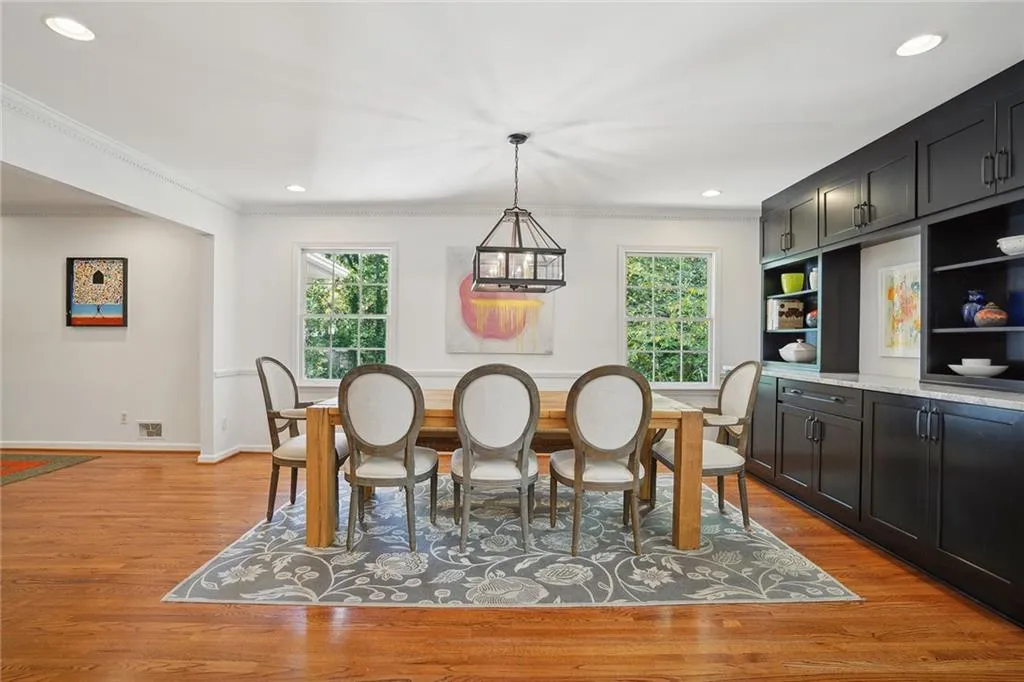 6125 Weatherly Drive, Sandy Springs, Georgia 30328, 4 Bedrooms Bedrooms, ,4 BathroomsBathrooms,Residential,Sold,6125 Weatherly Drive,7466228 6125 Weatherly Drive, Sandy Springs, Georgia 30328, 4 Bedrooms Bedrooms, ,4 BathroomsBathrooms,Residential,Sold,6125 Weatherly Drive,7466228