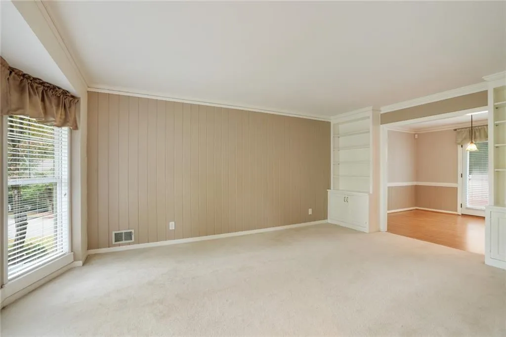 330 Thornwood Drive, Atlanta, Georgia 30328, 4 Bedrooms Bedrooms, ,2 BathroomsBathrooms,Residential,Sold,330 Thornwood Drive,7466813