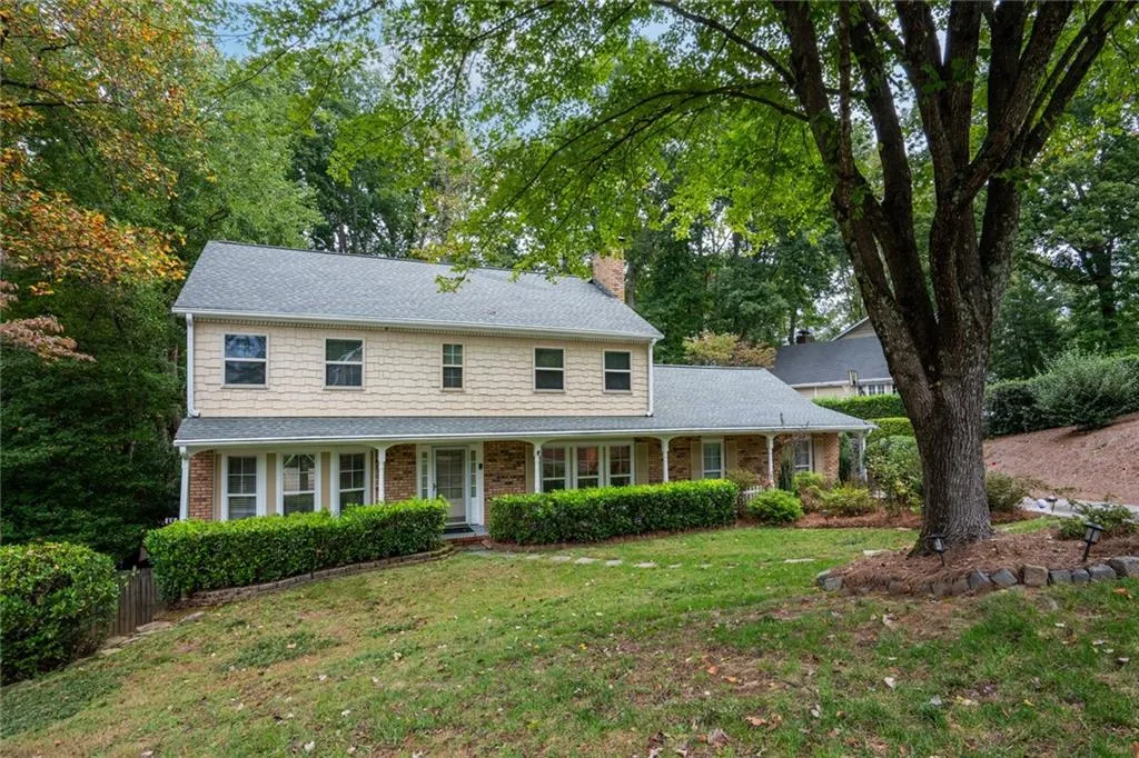 330 Thornwood Drive, Atlanta, Georgia 30328, 4 Bedrooms Bedrooms, ,2 BathroomsBathrooms,Residential,Sold,330 Thornwood Drive,7466813