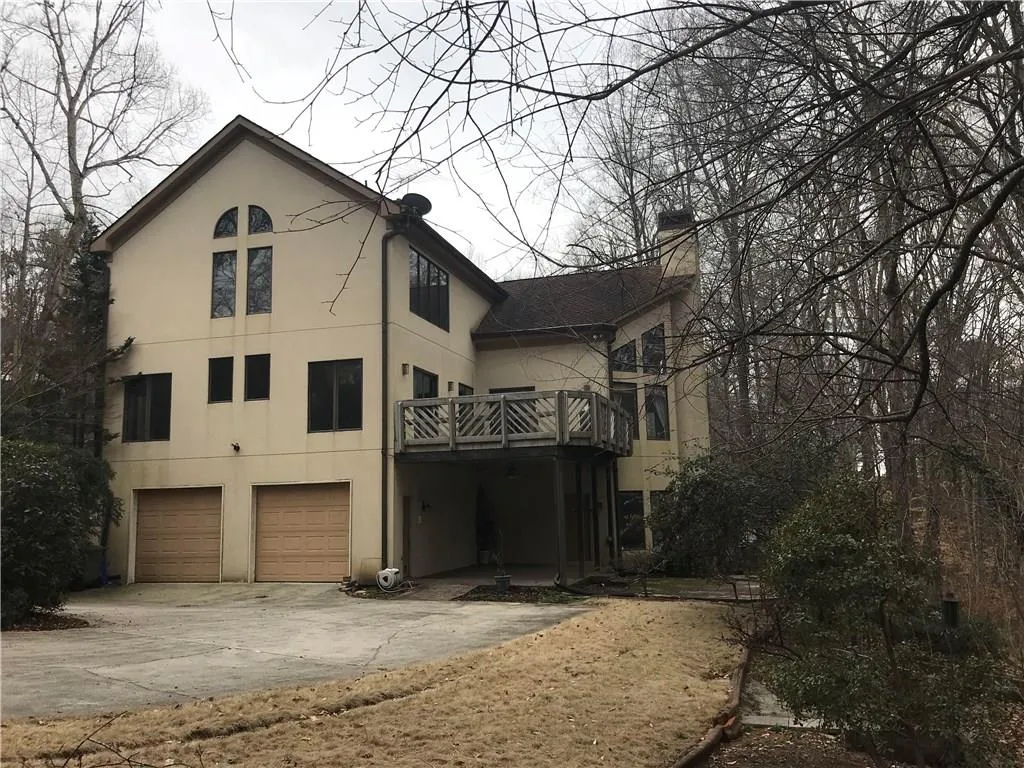 8410 Valemont Drive, Sandy Springs, Georgia 30350, 4 Bedrooms Bedrooms, ,4 BathroomsBathrooms,Residential,Sold,8410 Valemont Drive,5963645