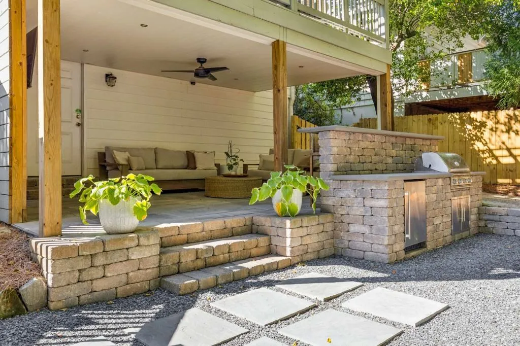 70 Highland Drive, Atlanta, Georgia 30305, 4 Bedrooms Bedrooms, 0 ,3 BathroomsBathrooms,Residential,For Sale,70 Highland Drive,7846681