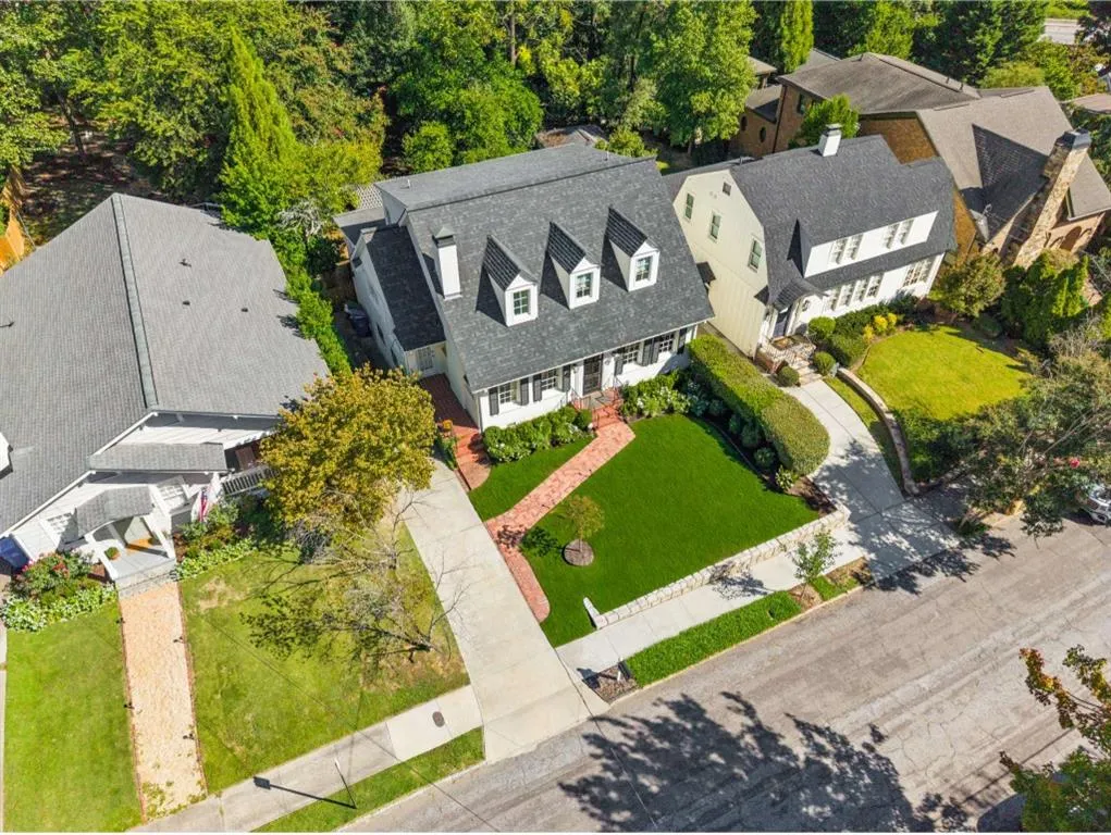 70 Highland Drive, Atlanta, Georgia 30305, 4 Bedrooms Bedrooms, 0 ,3 BathroomsBathrooms,Residential,For Sale,70 Highland Drive,7846681