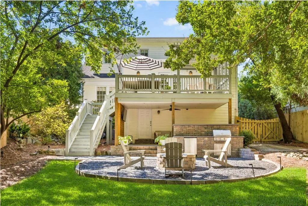 70 Highland Drive, Atlanta, Georgia 30305, 4 Bedrooms Bedrooms, 0 ,3 BathroomsBathrooms,Residential,For Sale,70 Highland Drive,7846681