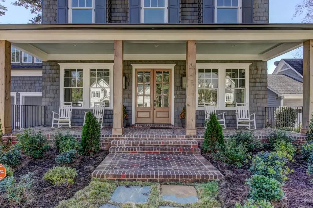 447 Brookfield Drive Ne, Sandy Springs, Georgia 30342, 5 Bedrooms Bedrooms, ,5 BathroomsBathrooms,Residential,Sold,447 Brookfield Drive Ne,5934099