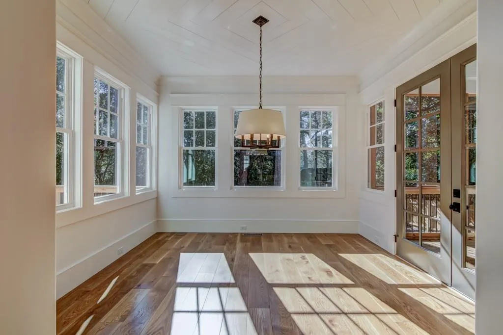 447 Brookfield Drive Ne, Sandy Springs, Georgia 30342, 5 Bedrooms Bedrooms, ,5 BathroomsBathrooms,Residential,Sold,447 Brookfield Drive Ne,5934099