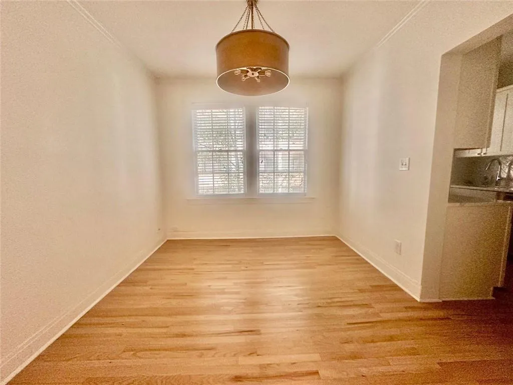 2230 Peachtree Road Road Nw Unit A4, Atlanta, Georgia 30309, 2 Bedrooms Bedrooms, ,1 BathroomBathrooms,Residential,For Sale,2230 Peachtree Road Road Nw Unit A4,7586301
