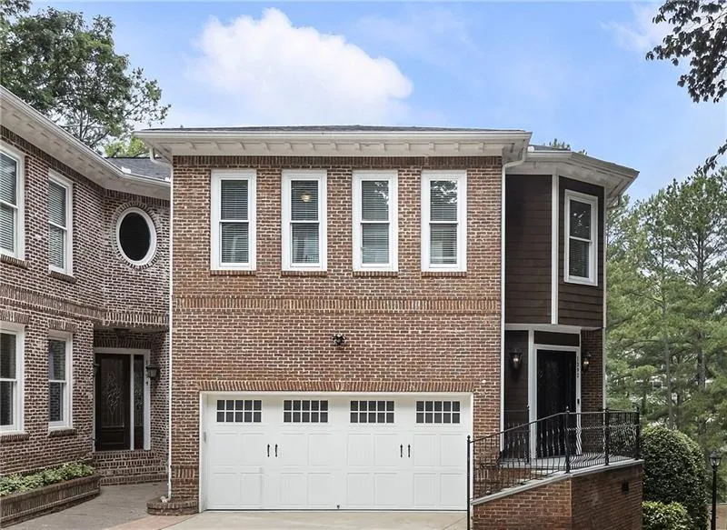 1292 Lenox Park Boulevard Ne, Brookhaven, Georgia 30319, 4 Bedrooms Bedrooms, ,4 BathroomsBathrooms,Residential,For Sale,1292 Lenox Park Boulevard Ne,7631857