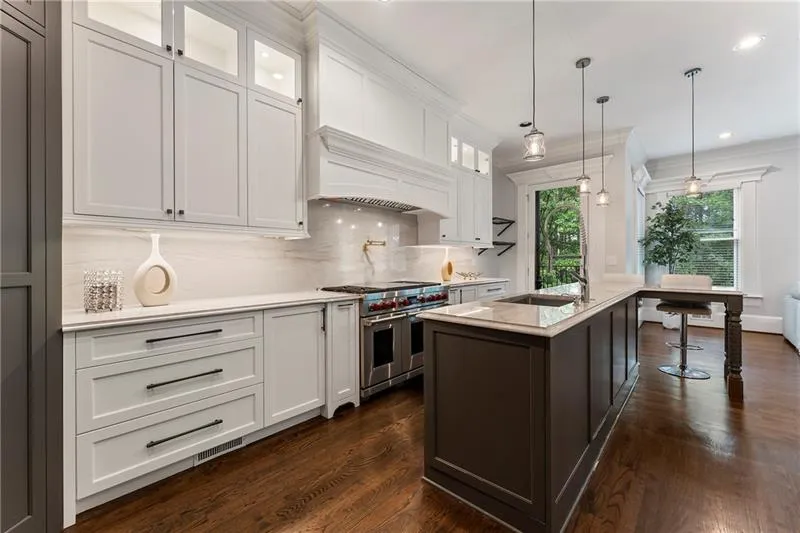1292 Lenox Park Boulevard Ne, Brookhaven, Georgia 30319, 4 Bedrooms Bedrooms, ,4 BathroomsBathrooms,Residential,For Sale,1292 Lenox Park Boulevard Ne,7631857