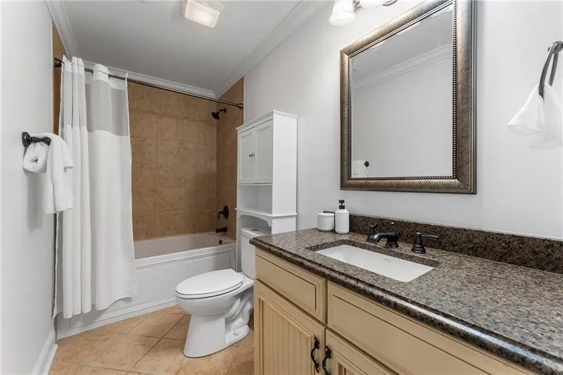 1292 Lenox Park Boulevard Ne, Brookhaven, Georgia 30319, 4 Bedrooms Bedrooms, ,4 BathroomsBathrooms,Residential,For Sale,1292 Lenox Park Boulevard Ne,7631857