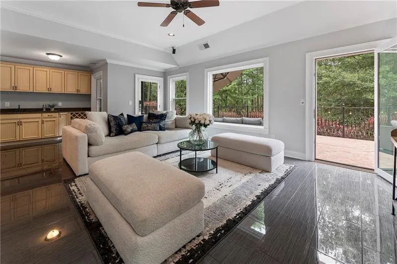 1292 Lenox Park Boulevard Ne, Brookhaven, Georgia 30319, 4 Bedrooms Bedrooms, ,4 BathroomsBathrooms,Residential,For Sale,1292 Lenox Park Boulevard Ne,7631857